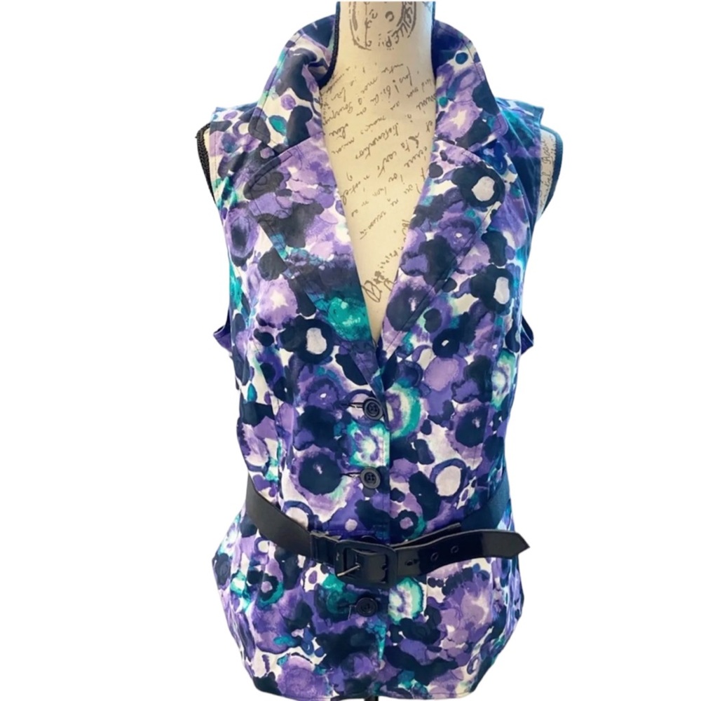 Lane Bryant Women's Top Sleeveless Vest Floral Button Front Collared Purple